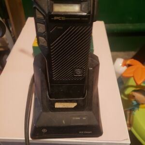 Vintage Ge Radio With Pcs Charger